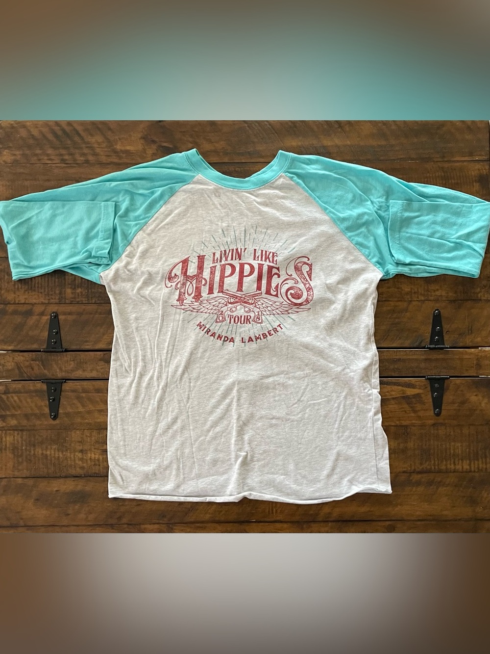 Next Level Apparel Miranda Lambert “Livin’ Like Hippies” Raglan Tee Size L